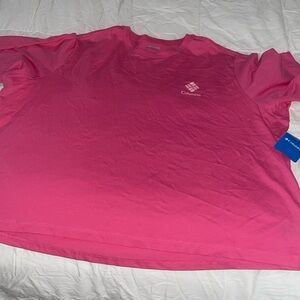 NWT women’s 3X Columbia tee